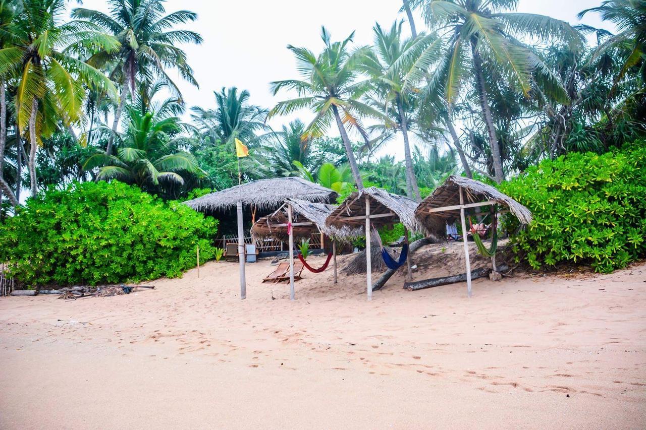 Shehani Beach Bungalow タンガラ エクステリア 写真